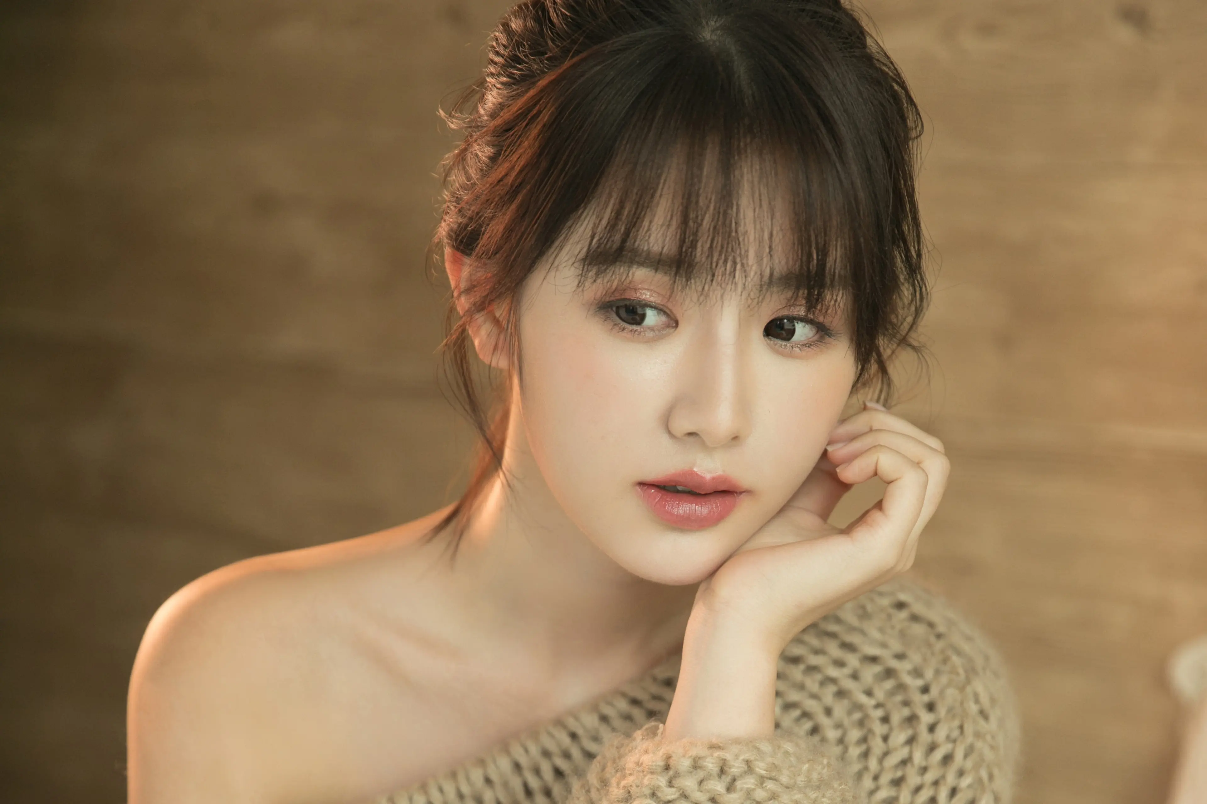 德宏西宁私人伴游陈娟儿的联系方式