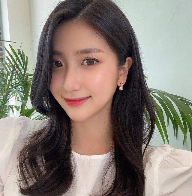 德宏太原伴游小姐姐
